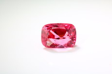 Top Fine pink-red Cut Spinel Mogok