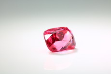 Top Fine pink-red Cut Spinel Mogok