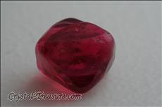 Gemmy Spinel Octahedron