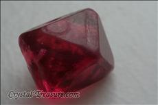 Gemmy スピネル (Spinel) Octahedron