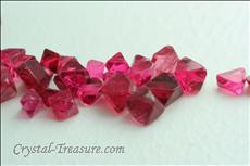 68 Feine Spinel  Kristalle