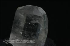 21 Transparente Phenakit- Kristalle