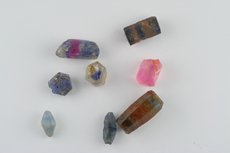 Ungewöhnliche Saphir Kristalle