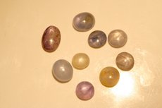 9 Stern Saphir Cabochons