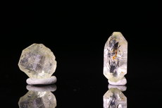 2 seltene Sinhalit Doppelender Kristalle