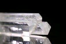 ゴッシェナイト (Goshenite Crystal)