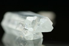 ゴッシェナイト (Goshenite Crystal)