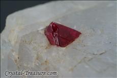 Spinel in Calcite