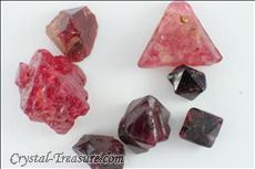 Various shaped & Twinned スピネル (Spinel) 結晶 (Crystals)