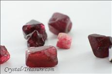 Various shaped & Twinned スピネル (Spinel) 結晶 (Crystals)