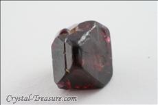 Exceptional Twinned Deep Red Spinel