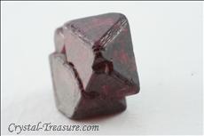 Exceptional Twinned Deep Red Spinel