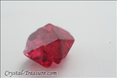 Multiple parallel Twinned スピネル (Spinel)