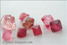 Various shaped & Twinned Spinel crystals