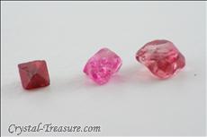 Various shaped & Twinned Spinel crystals