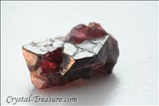 Various shaped & Twinned Spinel crystals