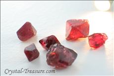 Various shaped & Twinned Spinel crystals