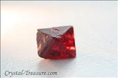 Various shaped & Twinned スピネル (Spinel) 結晶 (Crystals)