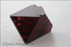 Various shaped & Twinned スピネル (Spinel) 結晶 (Crystals)