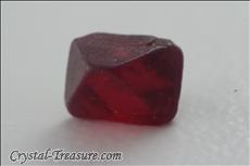 Various shaped & Twinned スピネル (Spinel) 結晶 (Crystals)