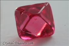 Top Gemmy  スピネル (Spinel) Octahedron