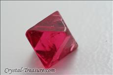 Top Gemmy  スピネル (Spinel) Octahedron