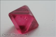 Top Gemmy  スピネル (Spinel) Octahedron