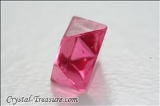 Top Gemmy Flat Pink Octahedron