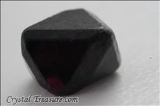 TOP Fine Dark Violet/Red Octahedron Spinel