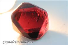 TOP Fine Dark Violet/Red Octahedron Spinel