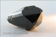 緑レン石 (Epidote) 結晶 (Crystal)