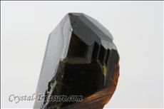 緑レン石 (Epidote) 結晶 (Crystal)