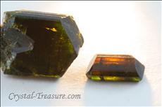 2 Fine Terminated 緑レン石 (Epidote) 結晶 結晶 (Crystals)