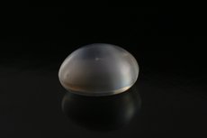 Feiner Mondstein Cabochon