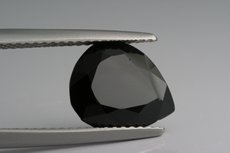 Geschliffener Serendibit 3,72 ct