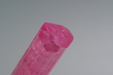 Top Fine Pink 電気石 (Tourmaline)