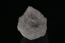 Seltener Pollucit mit Kristallflächen