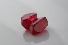 Gemmy Twinned スピネル (Spinel)