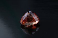 ジルコン (Zircon)