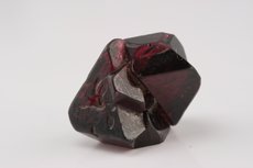 Unique twinned Spinel Crystal