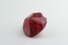 Rare sharp Cyclic Spinel Twin Crystal