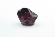 スピネル (Spinel)