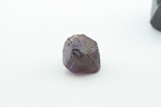 スピネル (Spinel)