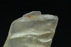 2 transparenter Amphibol Kristalle