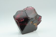 Cyclic Twinned Spinel Crystal 