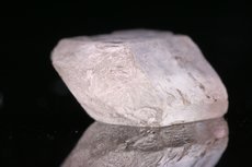 シンハリ石  シンハライト  (Sinhalite)