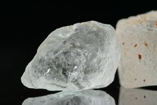 2 Pollucit Kristall