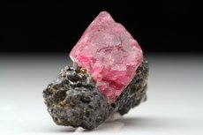 Spinel Crystal on Ilmenite