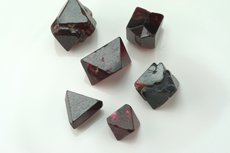 Fine undamaged  Spinel Crystals 