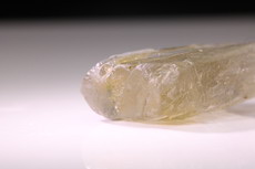 フィブロライト (Sillimanite (Fibrolite))
